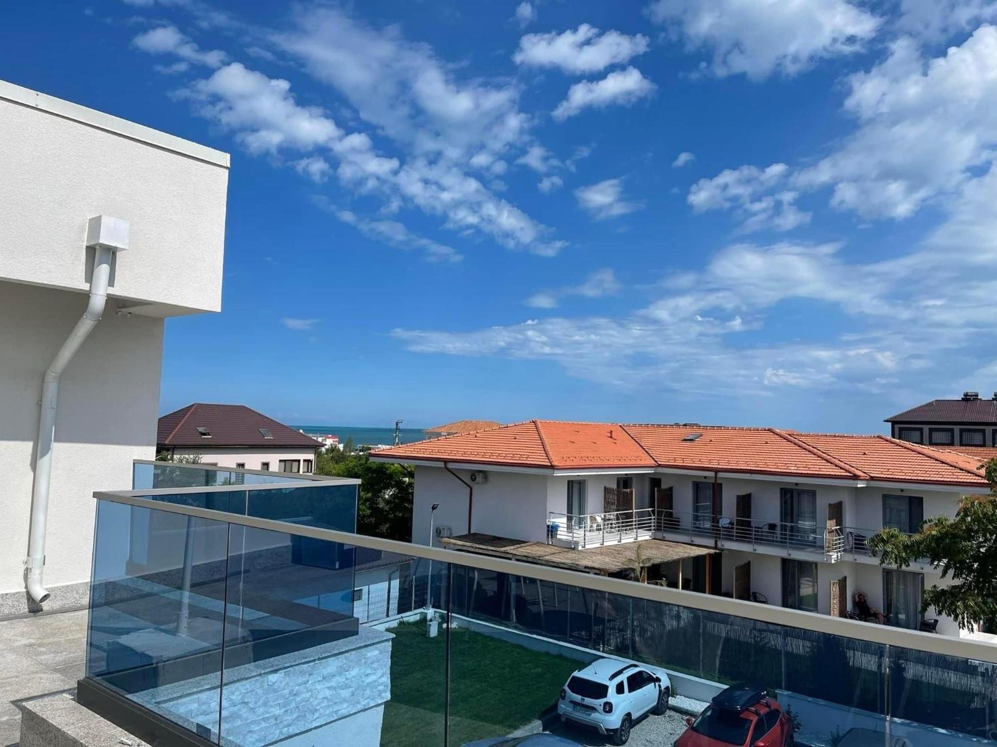 Polu-X Hotel Vama Veche Bagian luar foto