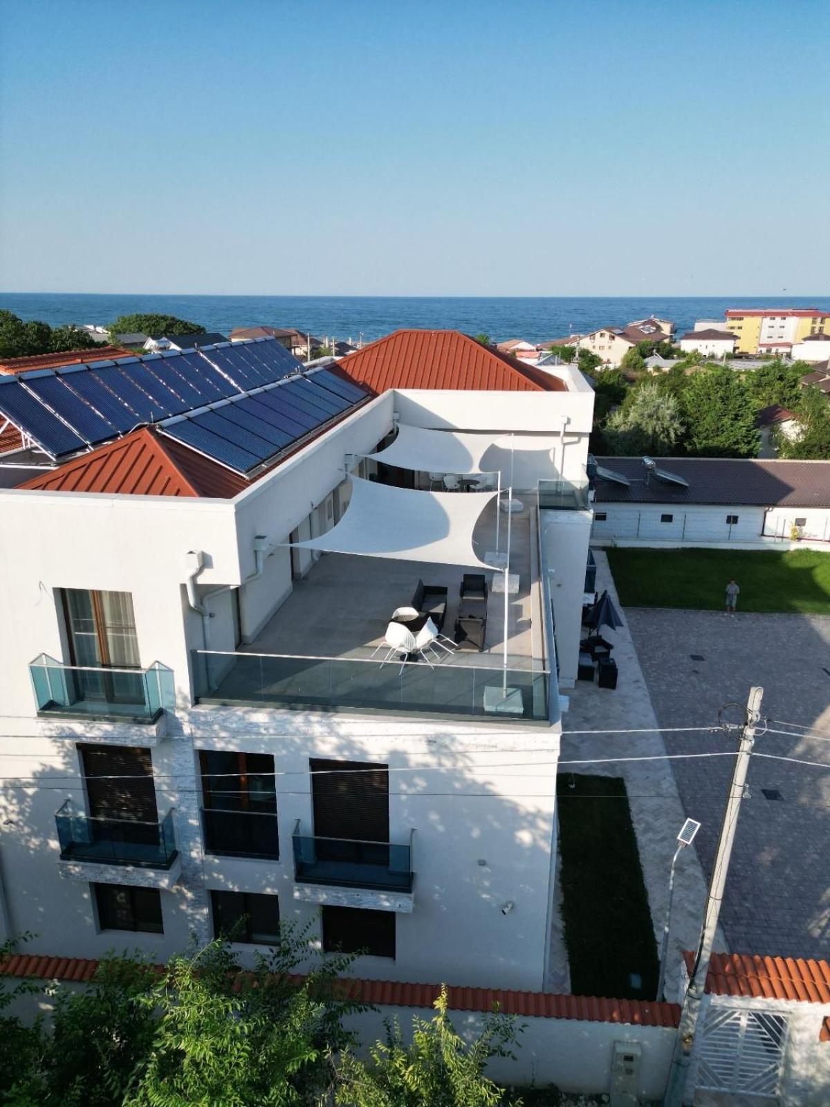 Polu-X Hotel Vama Veche Bagian luar foto