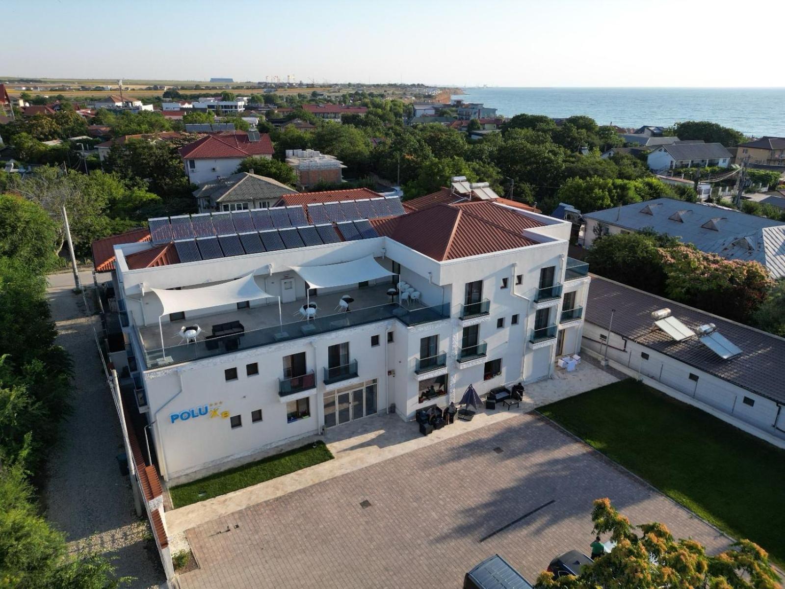 Polu-X Hotel Vama Veche Bagian luar foto